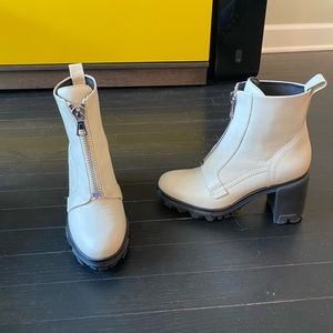 Rag & Bone Boots Size 8 Never Worn!! Priced to sell. Make me an offer. Thanks✌️